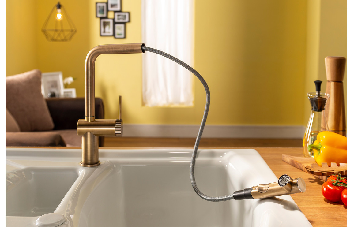 Abode Fraction Pull-Out Mixer Tap - Antique Brass - Image 4