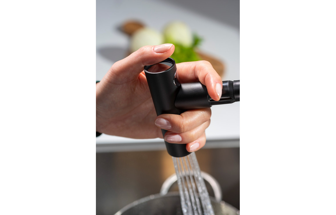 Abode Tubist T Single Lever Mixer Tap w/Pull Out - Matt Black - Image 5