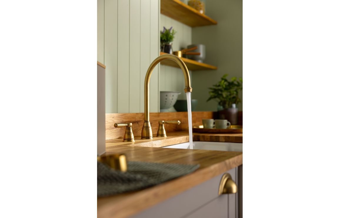 Abode Oxbury 3 Part Mixer Tap - Antique Brass - Image 3