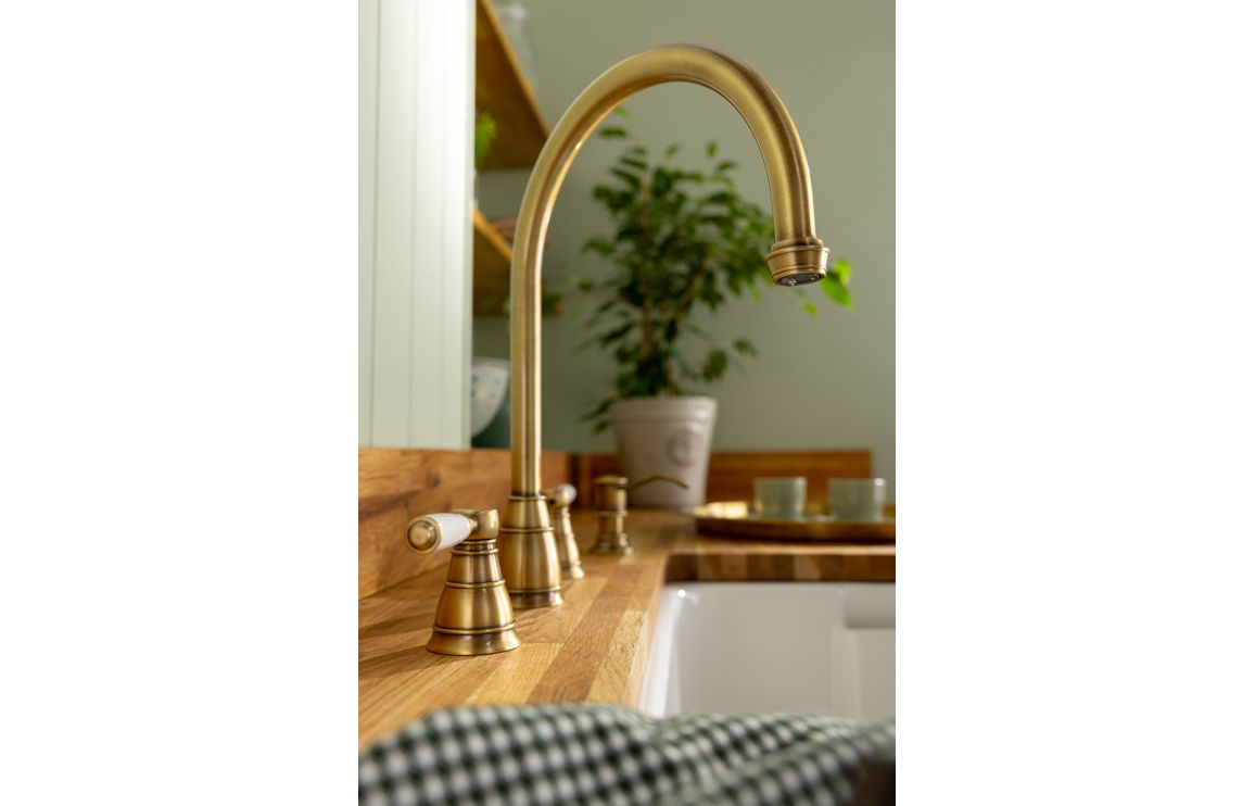 Abode Oxbury 3 Part Mixer Tap - Antique Brass - Image 4