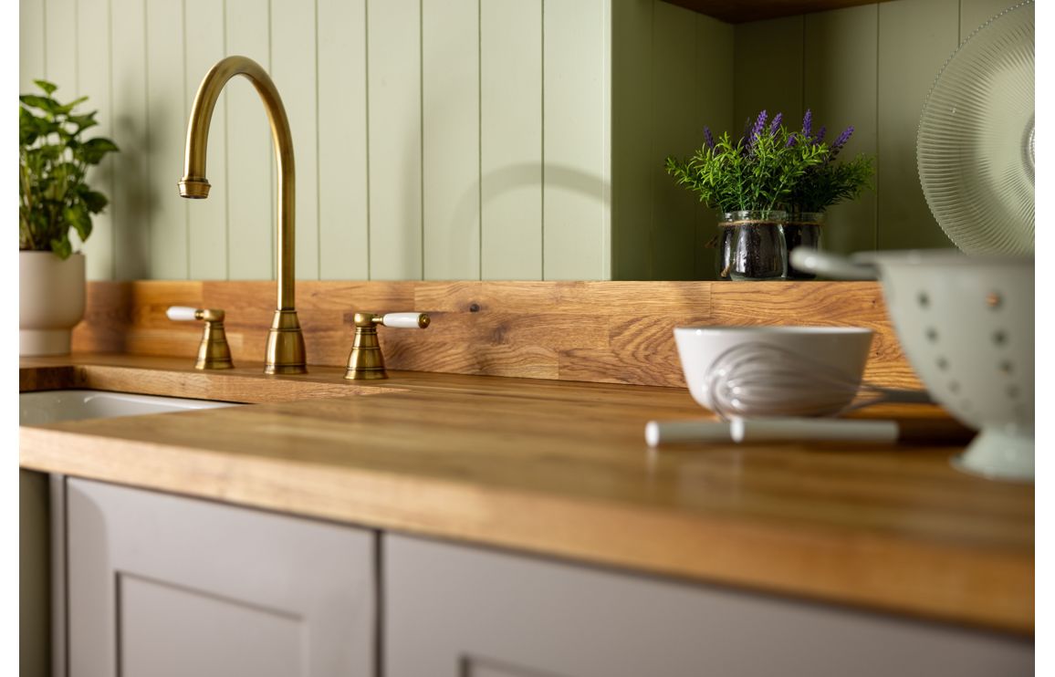 Abode Oxbury 3 Part Mixer Tap - Antique Brass - Image 7