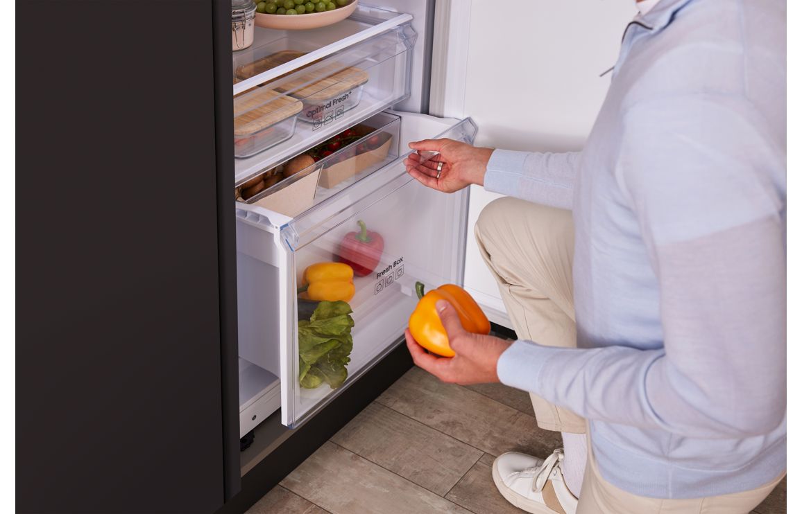 Samsung BRR29600EWW/EU B/I Tall Larder Fridge with SpaceMax Technology - Image 8