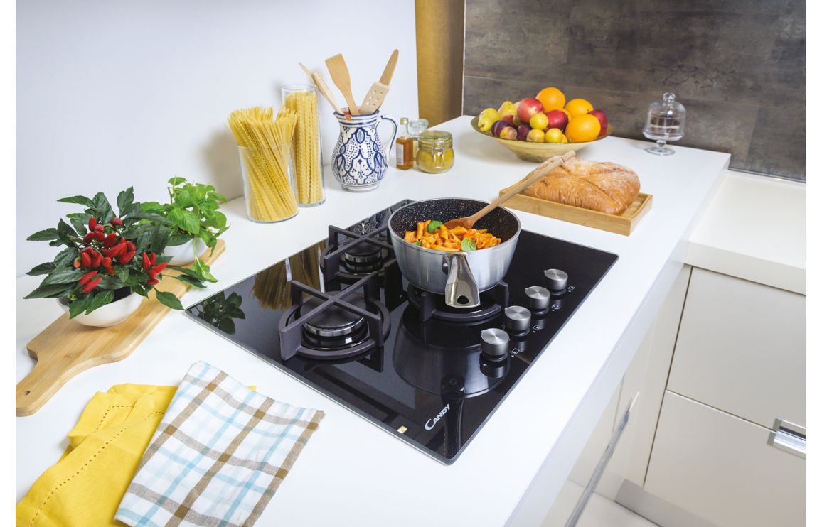 Candy CVG6DPB 60cm Gas on Glass Hob - Black Glass - Image 5