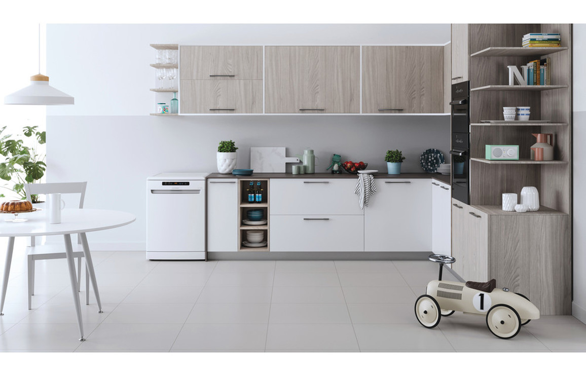 Indesit DFO 3T133 F UK F/S 14 Place Dishwasher - White - Image 5