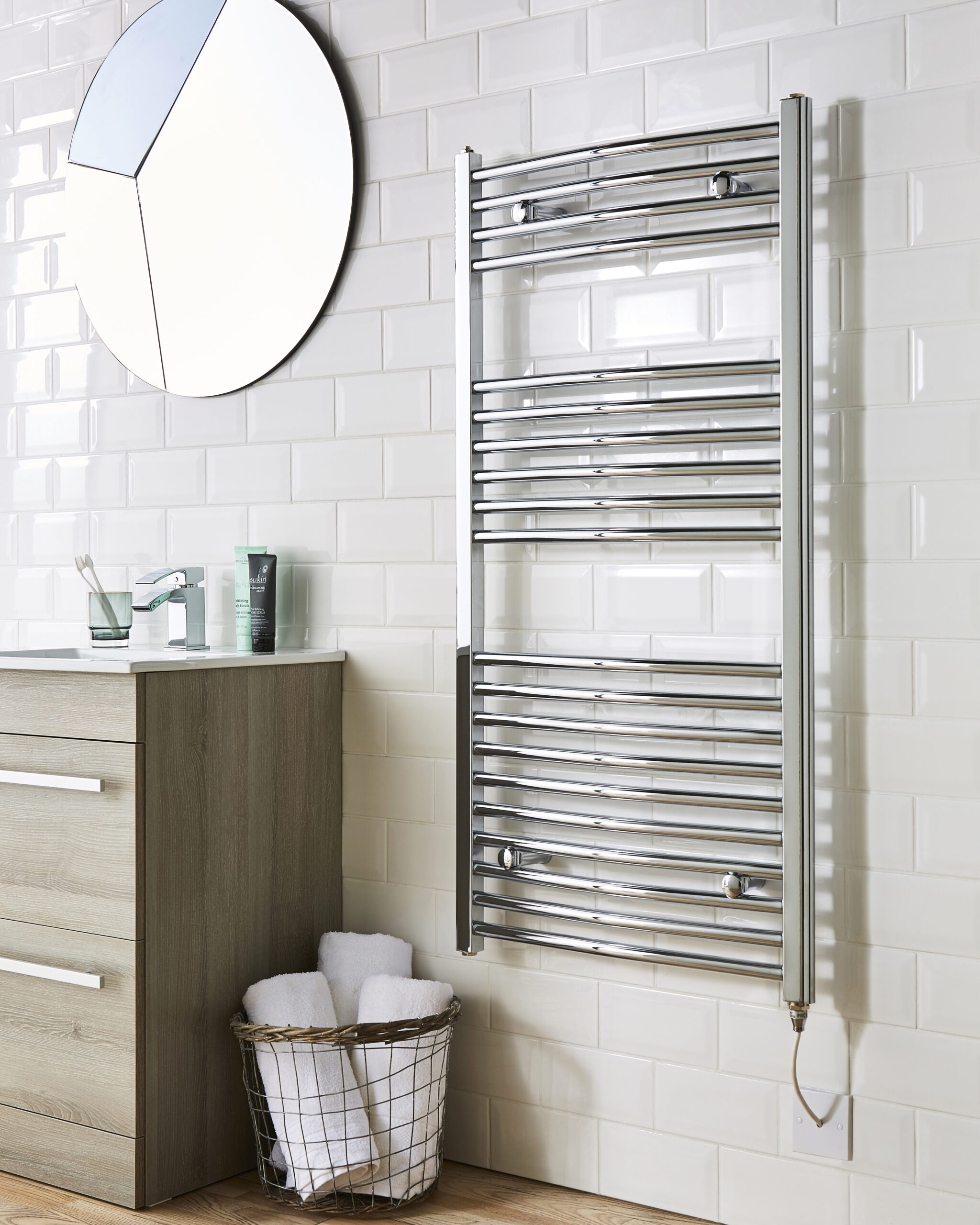 Electric Curved Towel Rail 500 x 800mm 150W