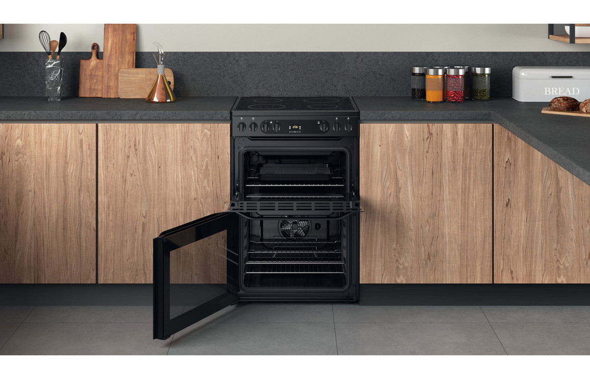 Hotpoint HDM67V92HCB/UK Electric Cooker - Black - Image 7