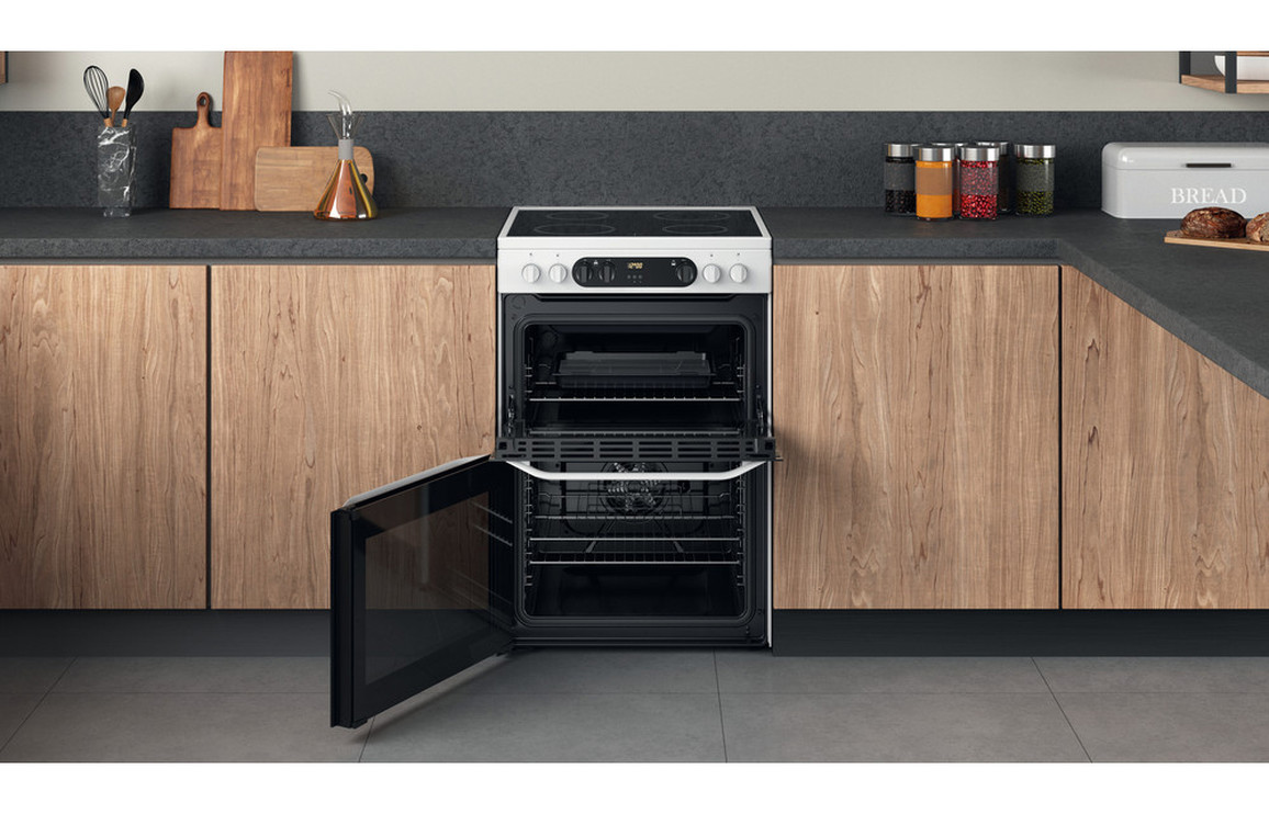 Hotpoint HDM67V9CMW/U Electric Cooker - White - Image 7
