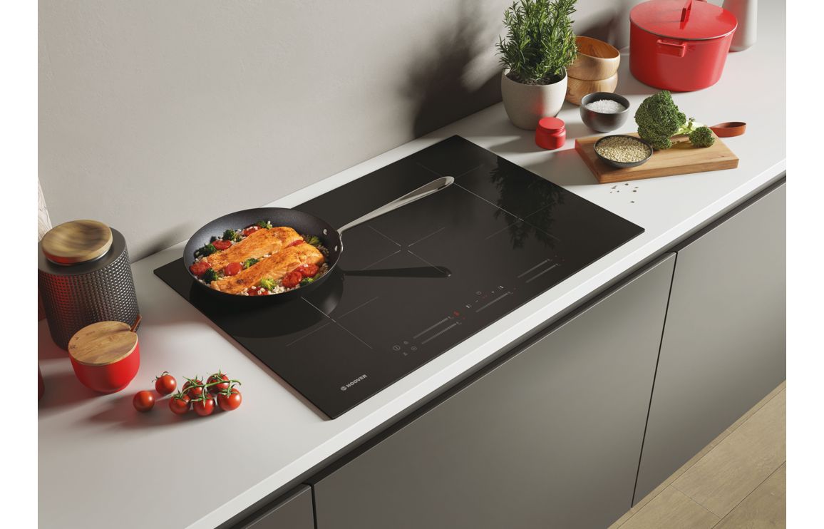 Hoover H500 HIFS85MCTT/1 75cm Induction Hob - Black Glass - Image 3