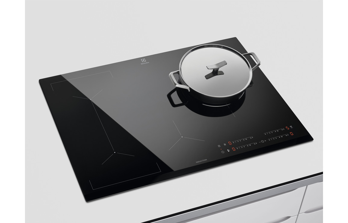Electrolux KIV834 80cm Induction Hob - Black - Image 5