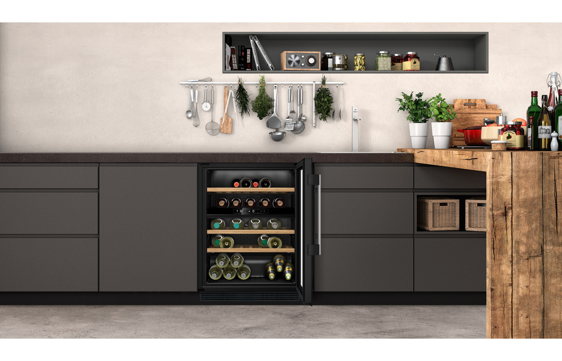 Neff N70 KU9213HG0G B/I Under Counter 60cm Wine Cooler - Black - Image 3