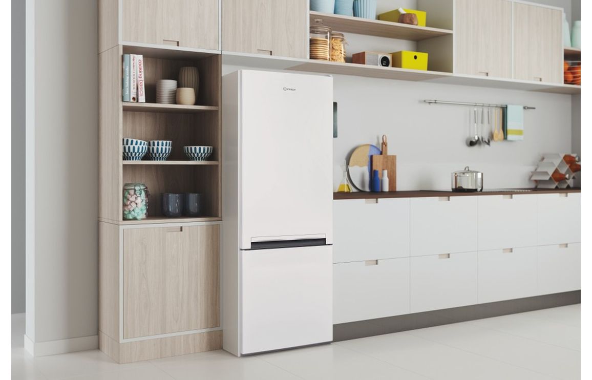 Indesit LI6 S2E W UK F/S Low Frost 70/30 Fridge Freezer - White - Image 5