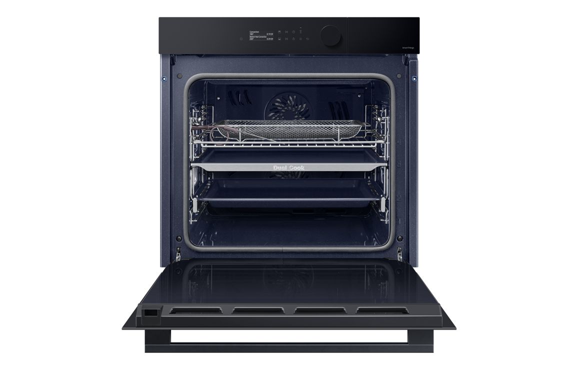 Samsung Bespoke Series 5 NV7B5675WAK/U4 Oven with Dual Cook - Black Glass - Image 2