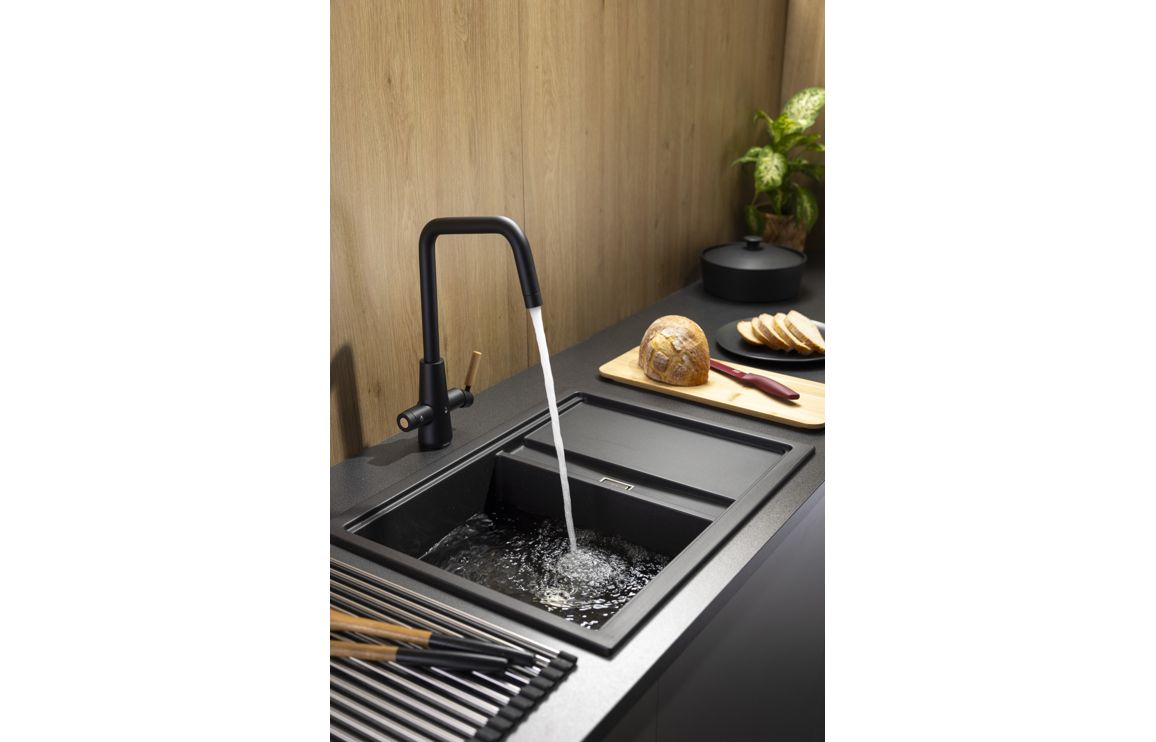 Abode Scandi-E 4 IN 1 Monobloc Tap - Matt Black - Image 2