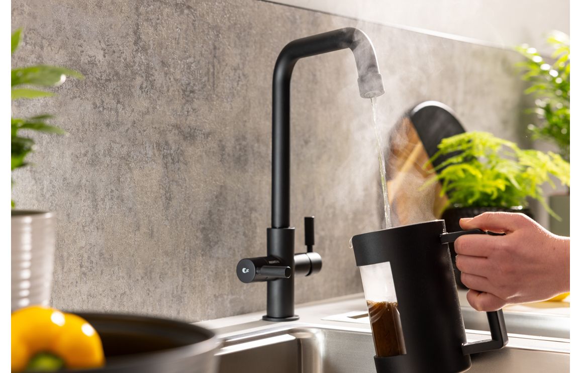 Abode Industria 3 IN 1 Monobloc Tap - Matt Black - Image 3