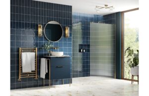 Iconix 1000mm Fluted Wetroom Panel & Support Bar - Brushed Brass