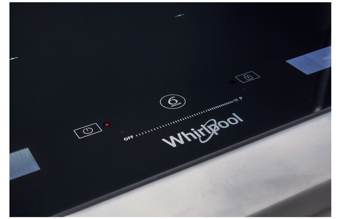 Whirlpool SMP 778 C/NE/IXL 80cm Induction Hob - Black - Image 3