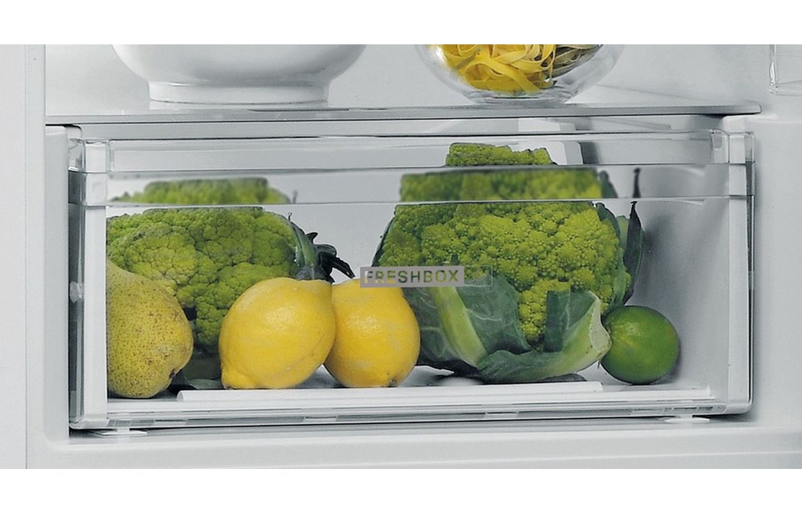 Whirlpool W5 821E W UK F/S 70/30 Fridge Freezer - White - Image 5